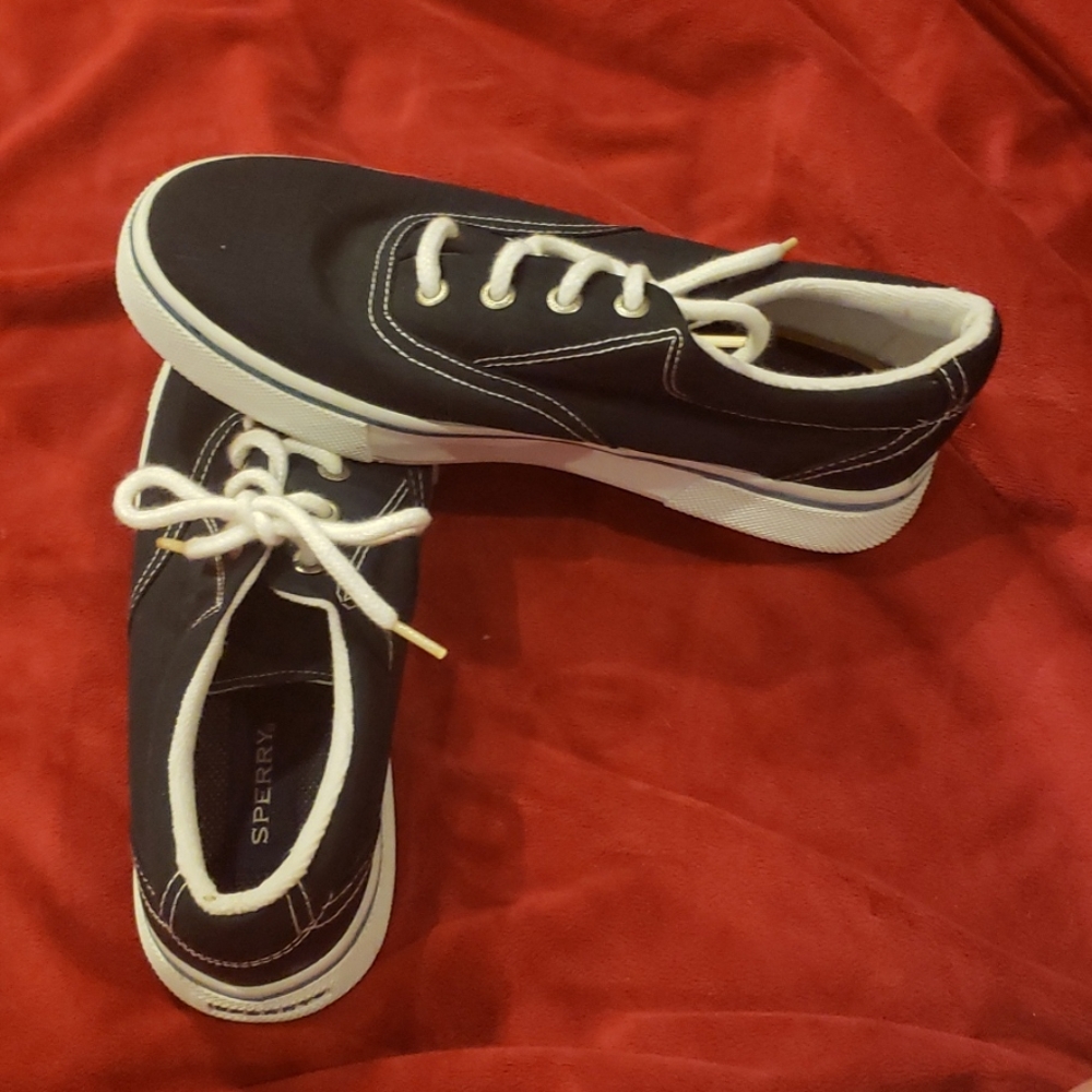 Sperry shoes